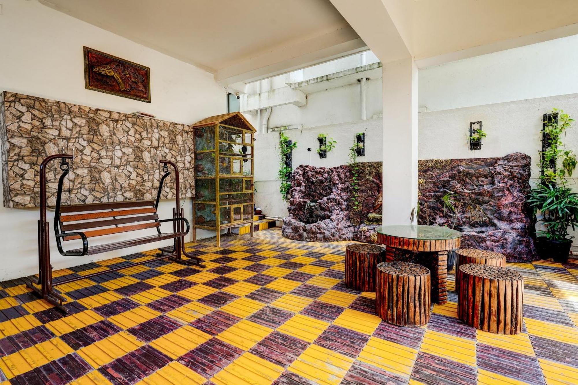 Hotel Collection O Ecr Chennai